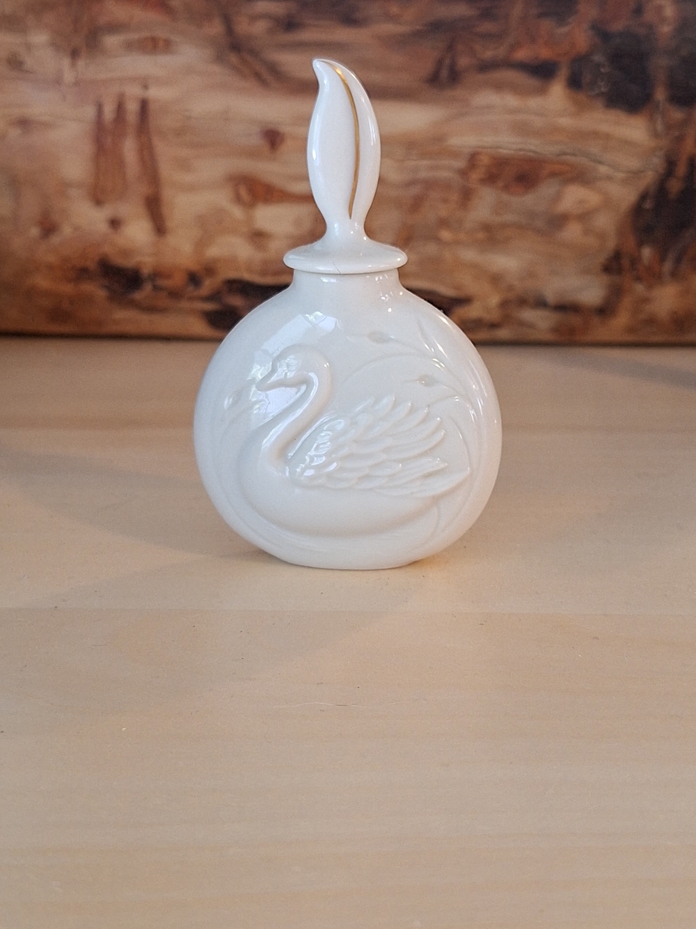 Lenox Glossy Cream Ceramic Accent Dish *Empty*